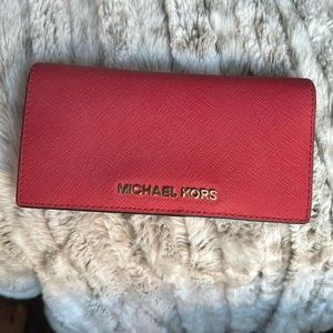 Michael Kors Wallet Salmon Pink 🍣